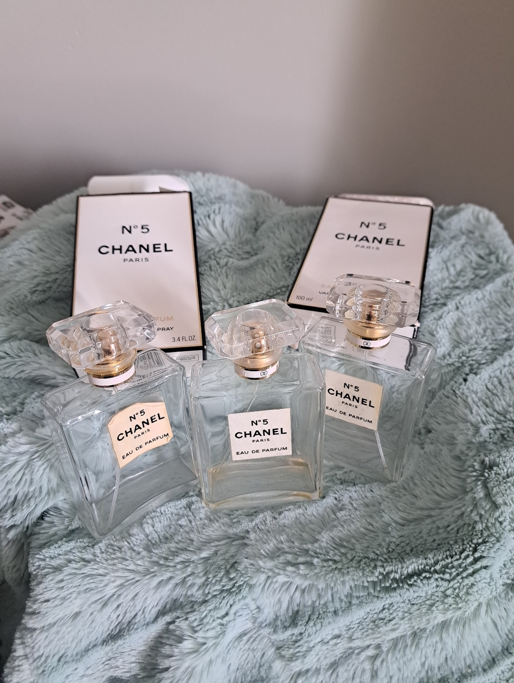 CHANEL NO.5 empty perfume bottles boxes glass decorative collectible vanity deco